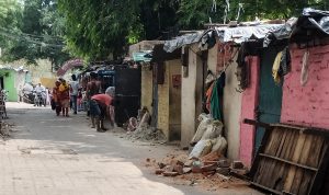 Illegal slums built in Niyamatullah Road