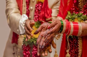 शादी के 20 दिन बाद पति ने कराई पत्नी की दूसरी शादी