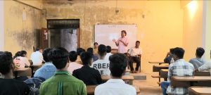 विद्यांत हिंदू कॉलेज सड़क सुरक्षा पखवाड़ा सेमिनार
