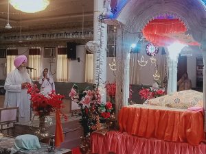 लखनऊ के मनकामेश्वर मंदिर और नाका गुरुद्वारा में की गई चंद्रयान-3 के सफल लैंडिंग के लिए प्रार्थना सभाएं