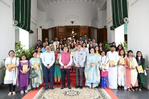 तमिलनाडु में मानवविज्ञान विभाग के अध्ययन दौरे का सफल समापन, राज्यपाल ने छात्रों के प्रयासों की सराहना की