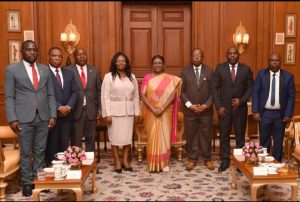 मलावी संसद अध्यक्ष कैथरीन गोटानी "भारत" यात्रा पर