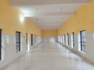 वाराणसी जिला जेल में पुरुष बंदियों ने महिला बंदियों के लिए किया बैरक का पुनर्निर्माण