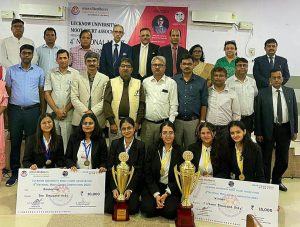 राष्ट्रीय मूट कोर्ट प्रतियोगिता में गुरु गोबिंद सिंह इंद्रप्रस्थ यूनिवर्सिटी की टीम विजयी, कलिंगा यूनिवर्सिटी उपविजेता 