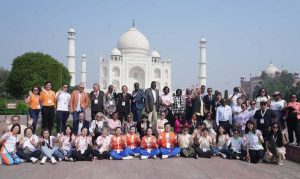 61 देशों से भारत पहुंचे न्यायाधीश ताजमहल का दीदार कर हुए अभिभूत