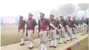 पुलिस लाइन ग्राउंड में धूमधाम से मनाया गया 75 वां गणतंत्र दिवस, मंत्री सूर्य प्रताप ने किया ध्वजारोहण