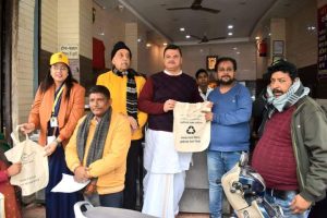 अयोध्या को सबसे स्वच्छ नगरी बनाने का चलाया जा रहा अभियान: गिरीशपति त्रिपाठी
