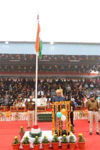 पूर्वोत्तर रेलवे लखनऊ मण्डल में हर्षोल्लास से मनाया गया 75वां गणतंत्र दिवस