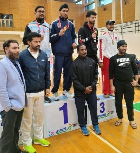 अखिल भारतीय पेंचक सिलात अंतर विश्वविद्यालय प्रतियोगिता में एलयू के छात्र ने जीता रजत पदक 