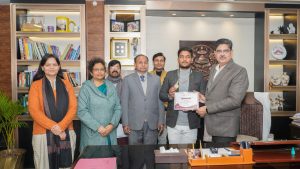 लखनऊ विश्वविद्यालय के छात्र उत्कर्ष तिवारी ने संस्कृत ओलंपियाड में प्राप्त किया प्रथम स्थान
