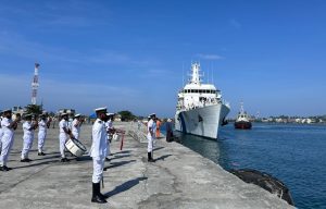 श्रीलंकाई जवानों की ट्रेनिंग के लिए गाले पहुंचे भारतीय तट रक्षक के गश्ती जहाज