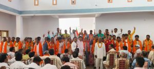 कौशल किशोर के नेतृत्व में गंगागंज में सैकड़ों सपा बसपा नेता भाजपा में शामिल 