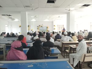 भाषा विश्वविद्यालय के उर्दू विभाग में हुआ विदाई समारोह का आयोजन