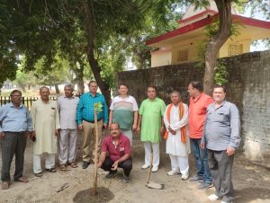 वन्दे मातरम् राष्ट्रीय मंच ने शुरू किया वृक्षारोपण अभियान