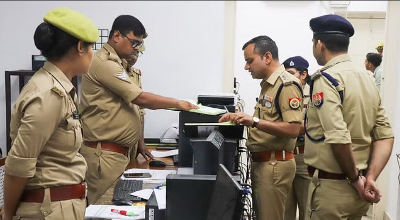 63 दरोगाओं के तबादले, 19 को पुलिस लाइन से थानों में भेजा, 20 प्रभारियों को भी बदला