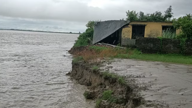 नदियों के कटाव से दुनिया के लाखों लोगों पर खतरा, रास्ता बदलने से संपत्तियों को होता है बड़ा नुकसान