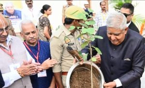 उपराष्ट्रपति की यूपी यात्रा