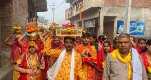 कुदरकोट के प्राचीन अलोपा देवी मंदिर पर कलश यात्रा के साथ ही श्रीमदभागवत कथा का हुआ शुभारंभ