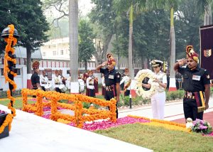 एडमिरल आरती सरीन आर्मी मेडिकल कोर सेंटर एवं कॉलेज के दो दिवसीय दौरे पर लखनऊ पहुंची