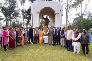 मीडिया की नकारात्मक और अनुचित रिपोर्टिंग अधिक नुकसान पहुंचाती है- सतीश महाना