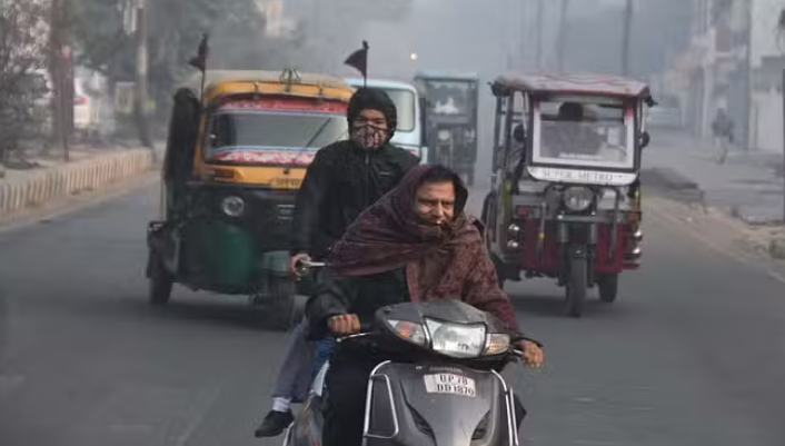 पश्चिमी विक्षोभ से नमी बढ़ी, दिन भर छाई रही धुंध, मौसम विभाग ने दी ये जानकारी