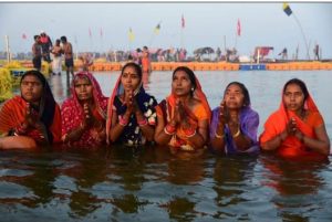 पौष पूर्णिमा स्नान के साथ महाकुंभ की शुरुआत, अबतक 35 लाख श्रद्धालुओं ने लगाई संगम में डुबकी 