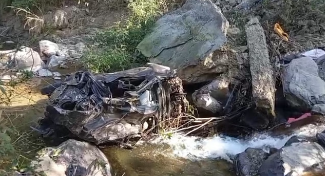 चंबा-कोटीकालोनी मार्ग पर हादसा, खाई में गिरी कार, दो शिक्षकों समेत तीन लोगों की मौत